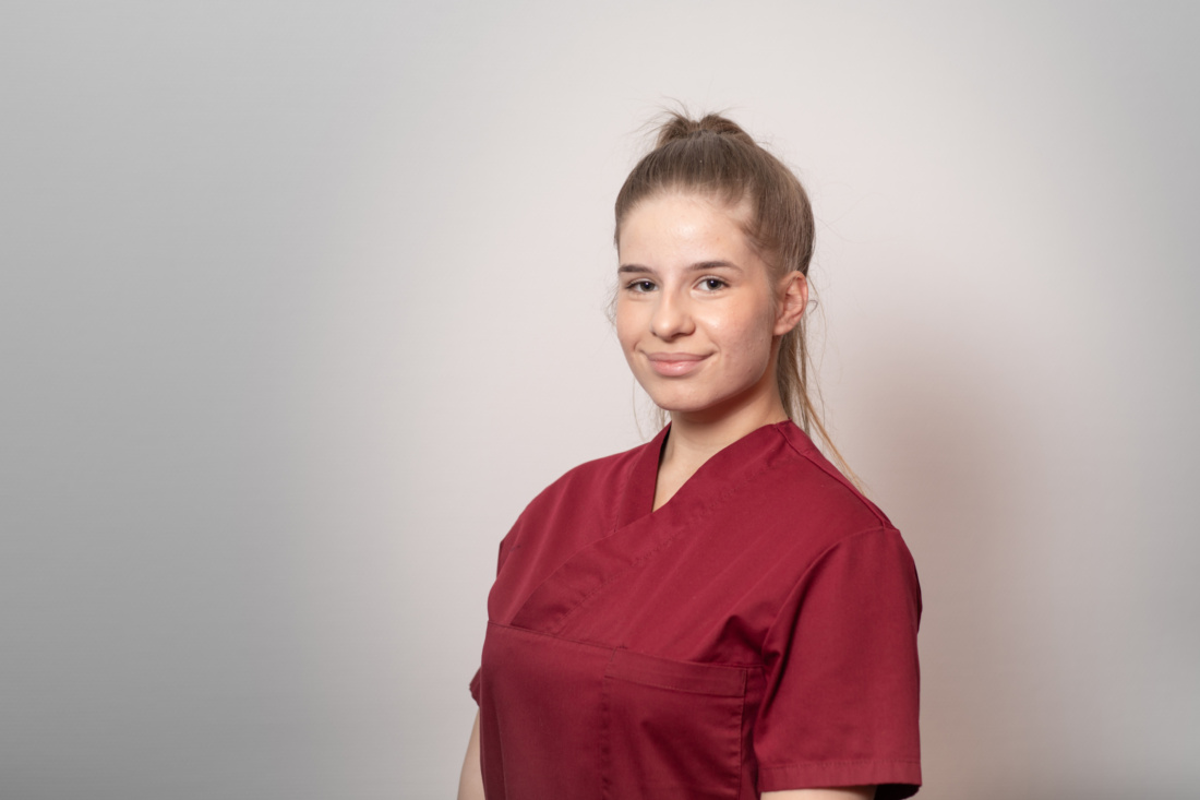Praxisklinik für Mund-, Kiefer- und Gesichtschirurgie Pforzheim - Team - Angelina Lorido