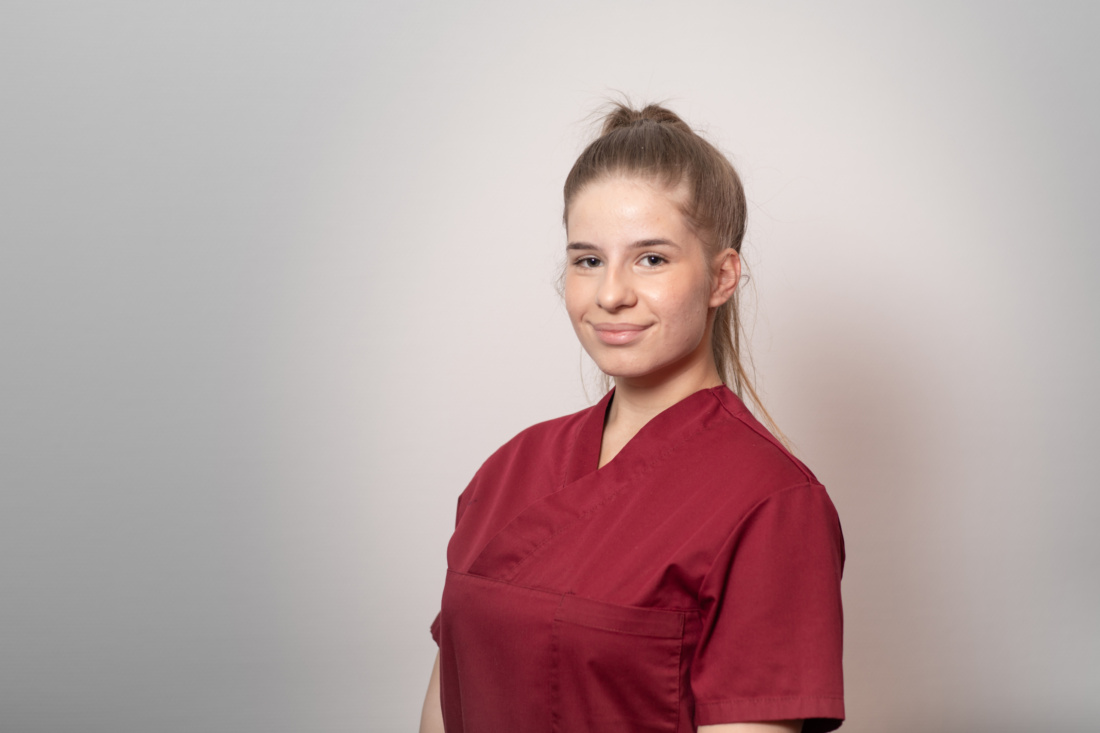Praxisklinik für Mund-, Kiefer- und Gesichtschirurgie Pforzheim – Team – Angelina Lorido Praxisklinik für Mund-, Kiefer- und Gesichtschirurgie Pforzheim - Team - Angelina Lorido