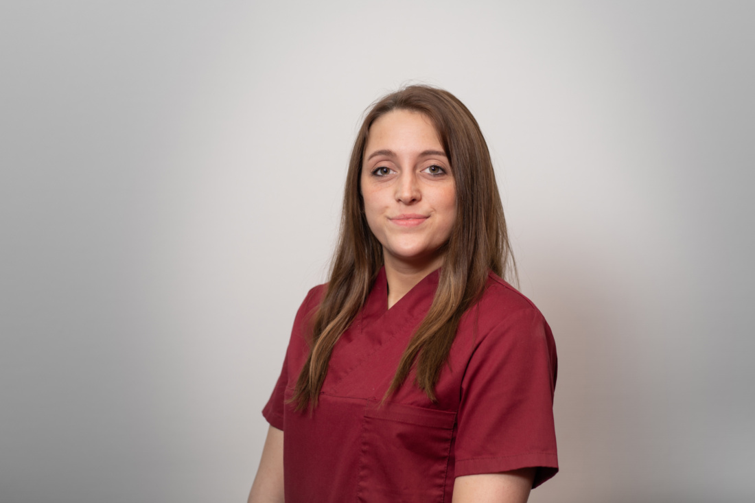 Praxisklinik für Mund-, Kiefer- und Gesichtschirurgie Pforzheim – Team – Siri Sauerbrey Praxisklinik für Mund-, Kiefer- und Gesichtschirurgie Pforzheim - Team - Siri Sauerbrey