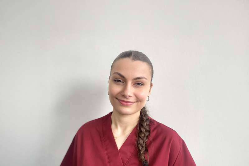 Praxisklinik für Mund-, Kiefer- und Gesichtschirurgie Pforzheim - Team - Belenay Türk